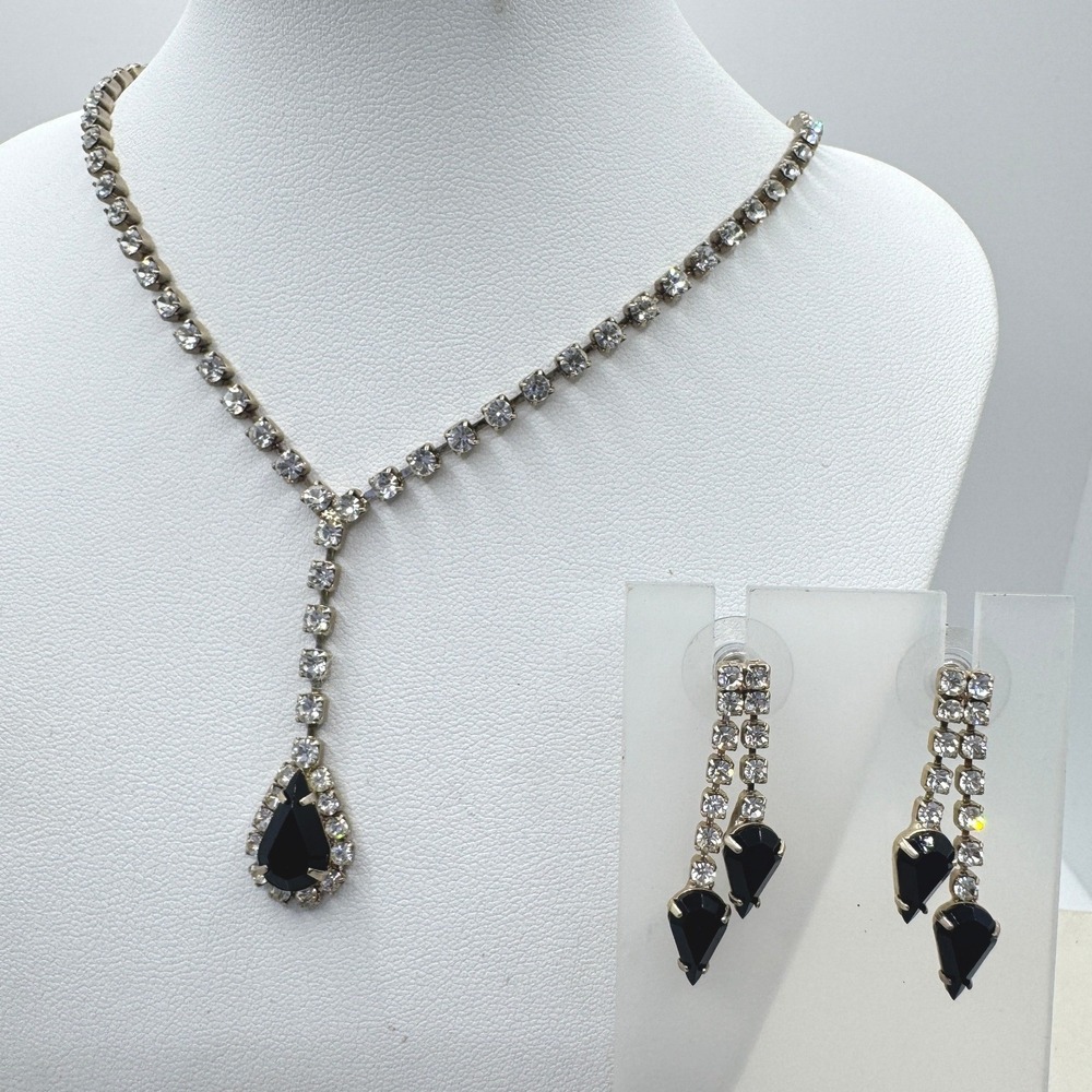 Silver Tone Black Pear Rhinestone Y-Necklace and Dangle Earrings Jewelry Set